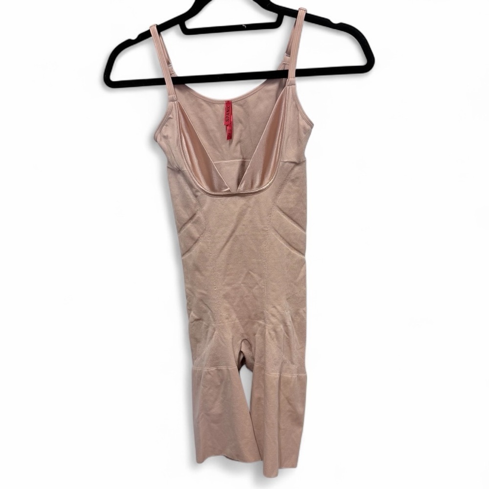 Spanx Womens Slimmer & Shine Nude Open Bust Mid Thigh Bodysuit Size Large
